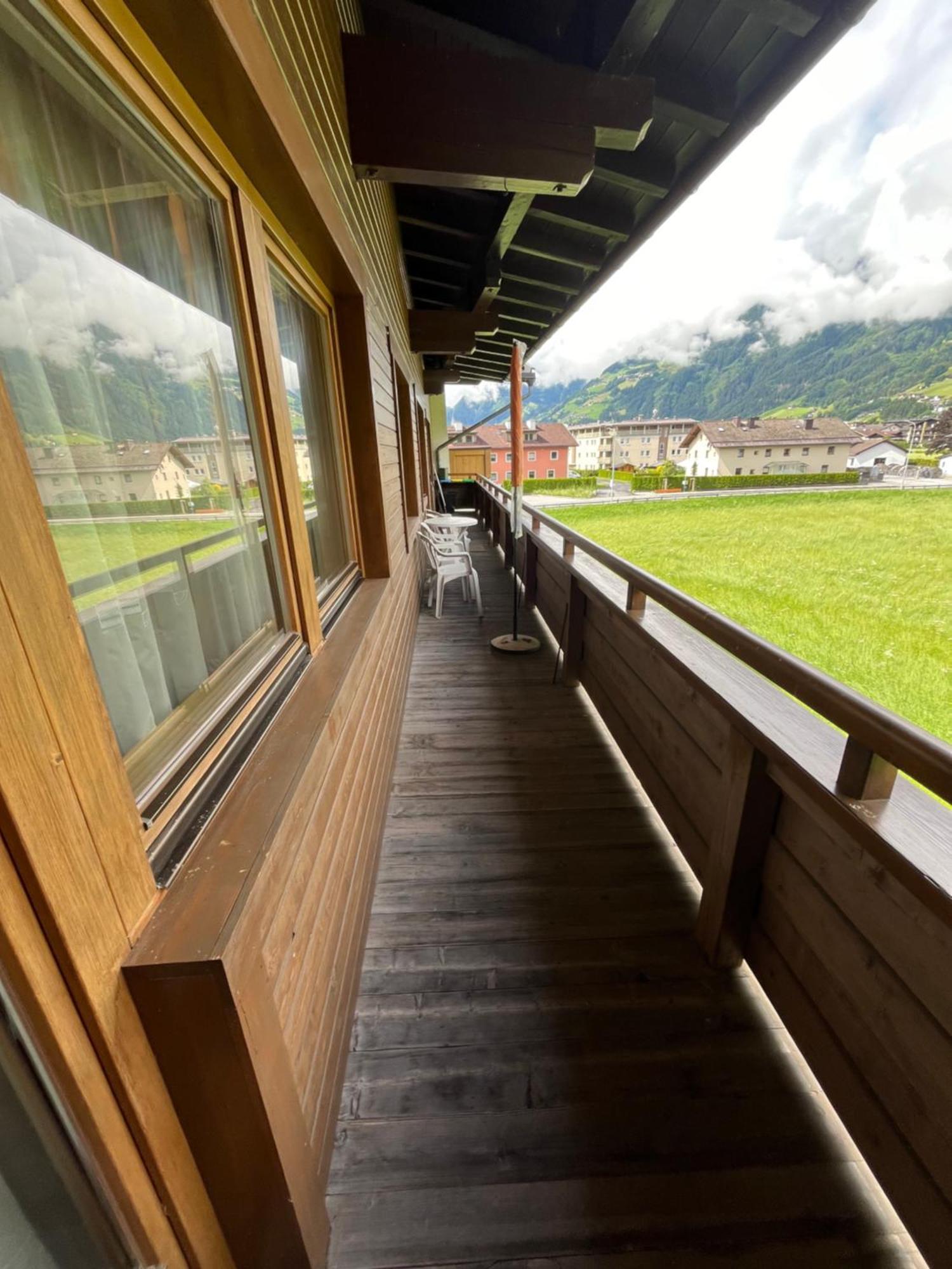 Zell Views Apartments เซลล์ อัม ซิลลา ภายนอก รูปภาพ