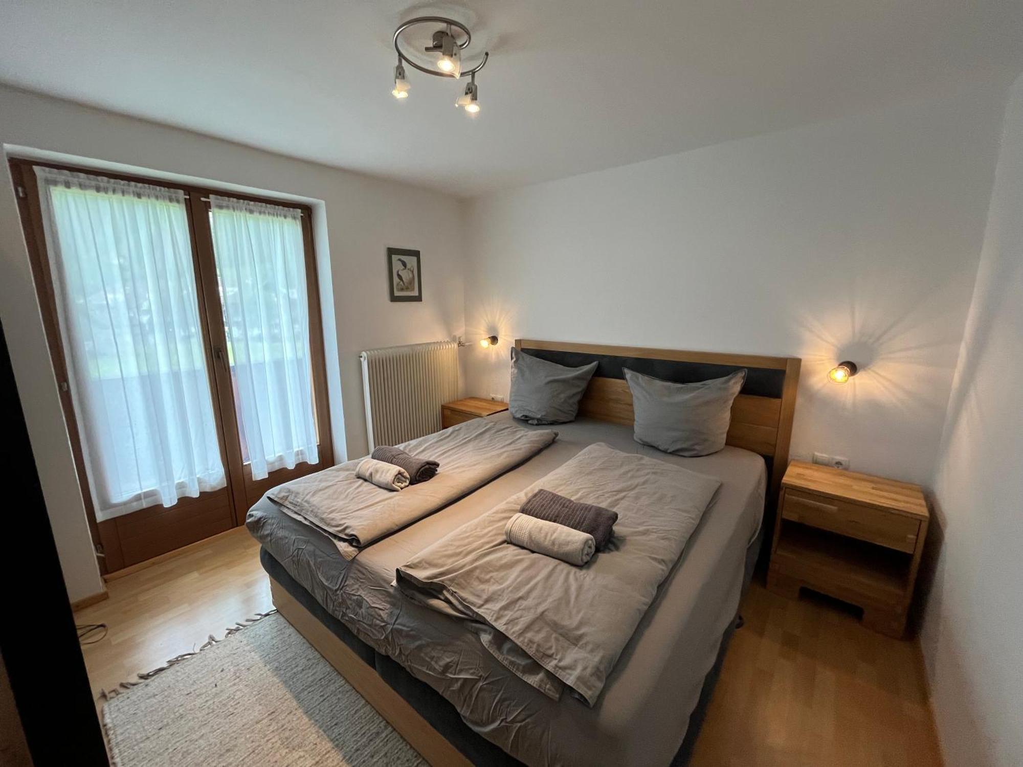Zell Views Apartments เซลล์ อัม ซิลลา ภายนอก รูปภาพ